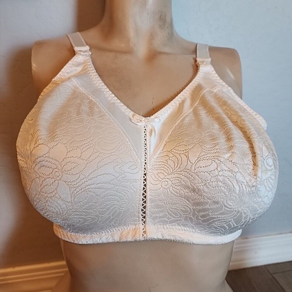 Bali Bra 40DD Nude Wireless Unlined 3372